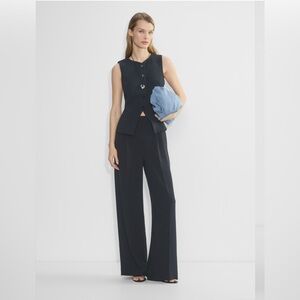 Aritzia Wilfred Effortless pant crepette wide leg size 0 regular in black